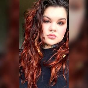 Meet your Posher, Andrea